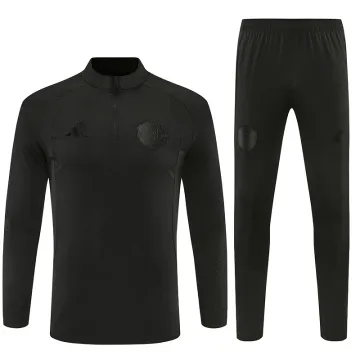 26/27 Manchester United All Black Half-zip Tracksuit
