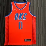 Camisa masculina do Oklahoma City Thunder 2021-22, cor laranja, com o nome de Russell Westbrook (#0) Camisa masculina do Oklahoma City Thunder 2021-22, cor laranja, com o nome de Russell Westbrook (#0)