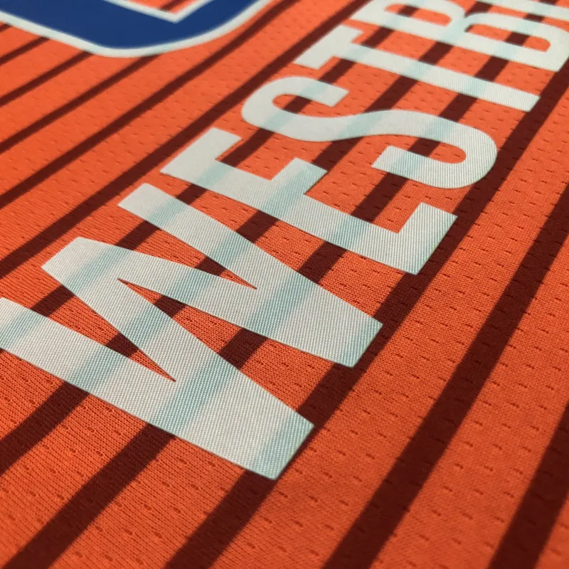 Camisa masculina do Oklahoma City Thunder 2021-22, cor laranja, com o nome de Russell Westbrook (#0)