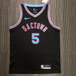 Maglia da uomo Sacramento Kings City Edition 2021-22 di De'Aaron Fox (#5) 2021-22 Sacramento Kings City Edition De’Aaron Fox #5 Men’s Jersey