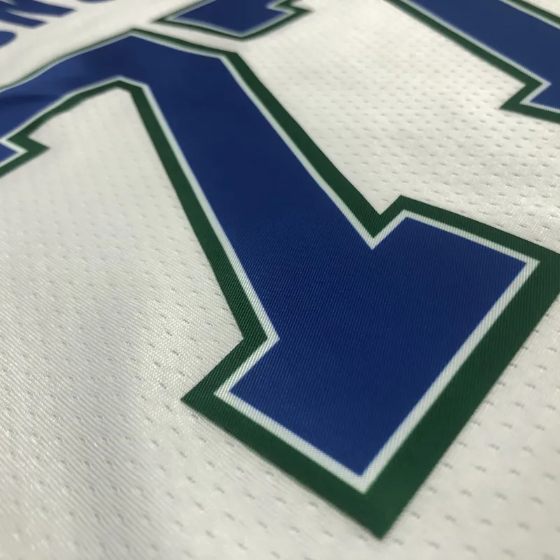 2022/23 Dallas Mavericks City Edition Luka Doncic #77 Men’s Jersey