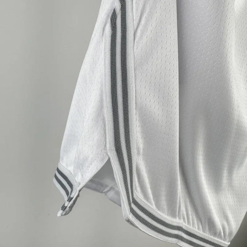 Pantalones cortos blancos para hombre de los Cleveland Cavaliers, temporada 2023/24