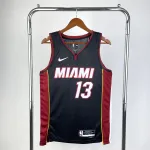 2023/24 Camisola com decote em V Bam Adebayo #13 para homem dos Miami Heat 2023/24 Miami Heat V-Neck Bam Adebayo #13 Men’s Jersey