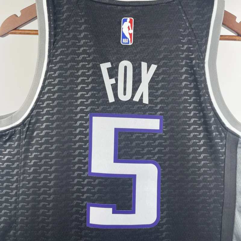 2023-24 Sacramento Kings De’Aaron Fox #5 Men’s Jersey