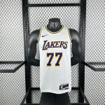 2023/24 Los Angeles Lakers Luka Doncic #77 Camisola branca para homem