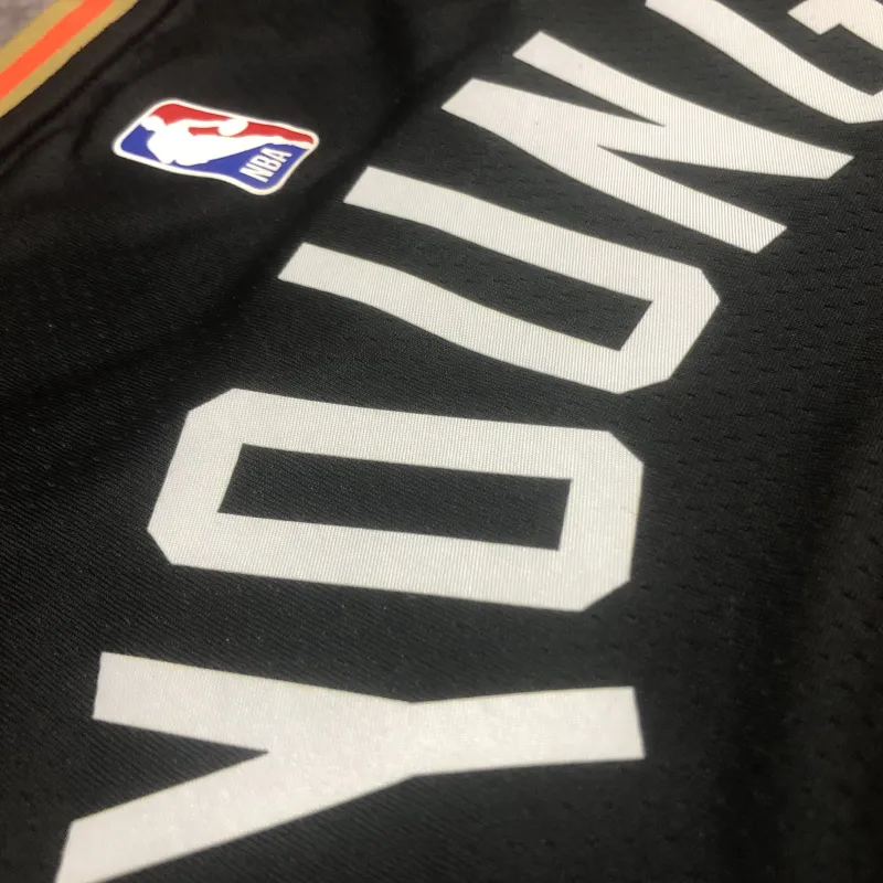 Maglia Trae Young #11, edizione City Edition degli Atlanta Hawks 2023/24 | Maglia da swingman NBA