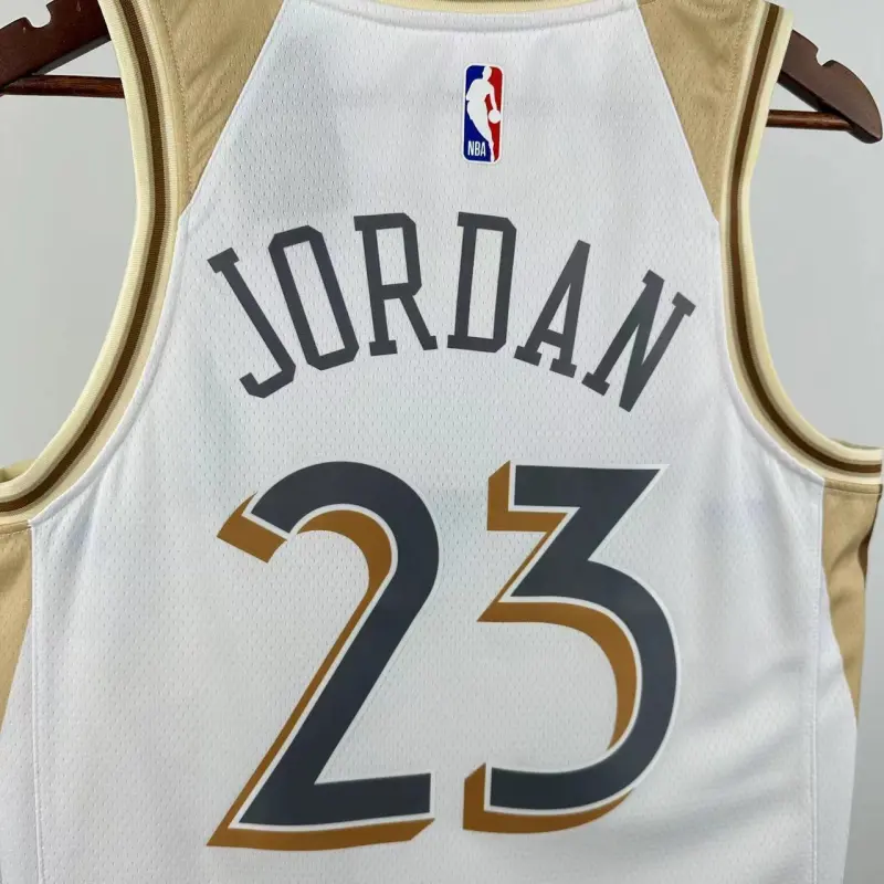 Maglia da uomo Michael Jordan #23, edizione City Edition dei Chicago Bulls, stagione 2025/26