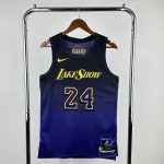 Maglia da uomo Los Angeles Lakers City Edition Kobe Bryant #24, stagione 2025/26 2025/26 Los Angeles Lakers City Edition Kobe Bryant #24 Men’s Jersey