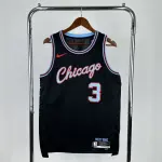 Chicago Bulls City Edition 2026/27 Dwyane Wade #3 Herren-Trikot 2026/27 Chicago Bulls Stadt Edition Dwyane Wade #3 Herren Trikot