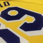Camisola masculina amarela do Los Angeles Lakers, com o número #39, em comemoração ao 75.º aniversário, com Dwight Howard