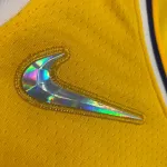 Camisola masculina amarela do Los Angeles Lakers, com o número #39, em comemoração ao 75.º aniversário, com Dwight Howard