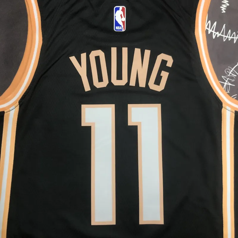 Atlanta Hawks Maglia Nera Trae Young #11 | Maglia NBA Swingman