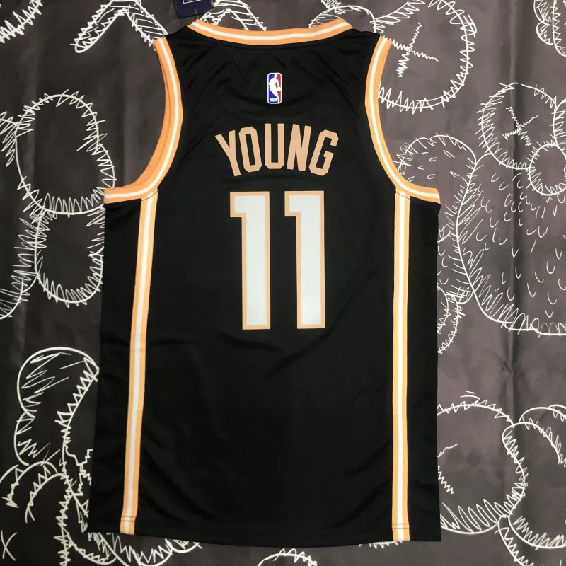Atlanta Hawks Maglia Nera Trae Young #11 | Maglia NBA Swingman