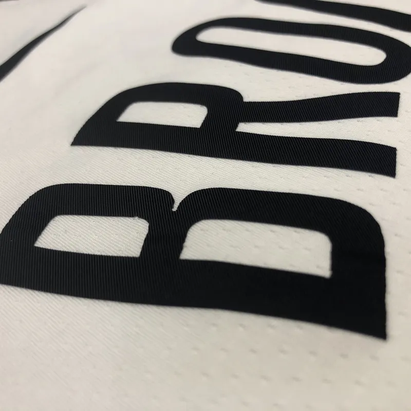 Brooklyn Nets V-Neck Kyrie Irving #11 Men’s Jersey