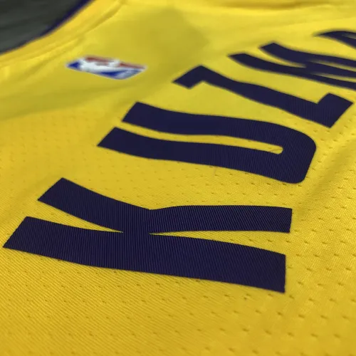 Maglia Los Angeles Lakers con scollo a V Kyle Kuzma #0 Giallo Uomo