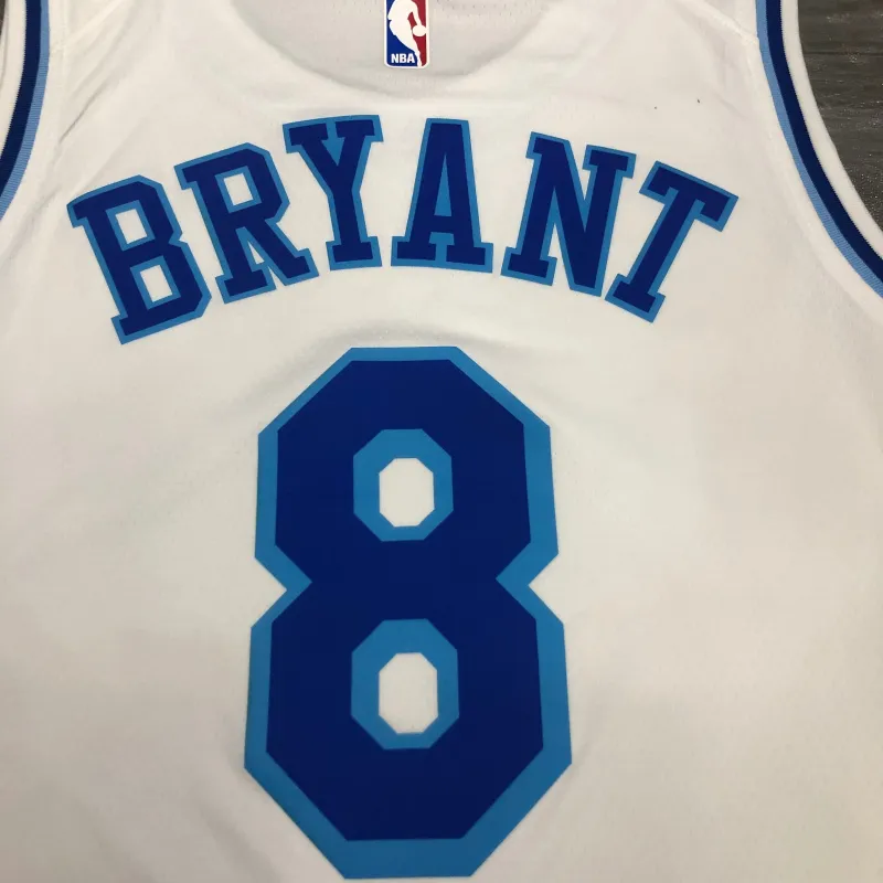 Los Angeles Lakers Retro Kobe Bryant #8 White Men’s Jersey