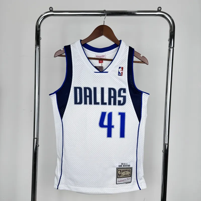 2011/12 Dallas Mavericks Mitchell & Ness Retro White Dirk Nowitzki #41 Men’s Jersey