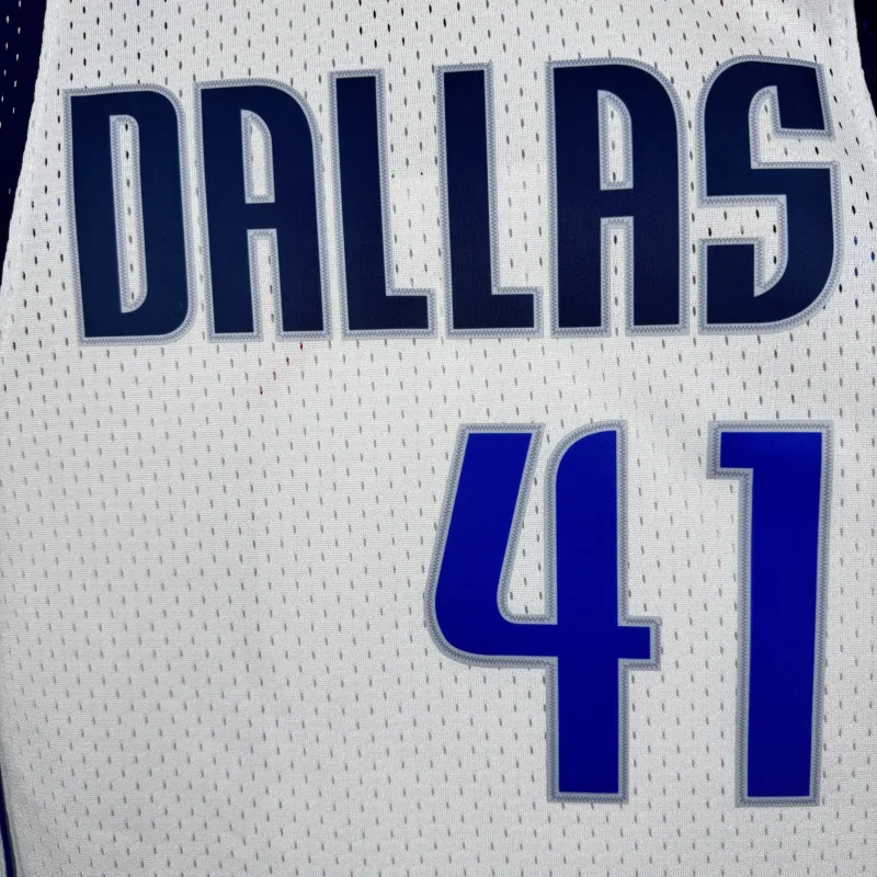 2011/12 Dallas Mavericks Mitchell & Ness Retro White Dirk Nowitzki #41 Men’s Jersey