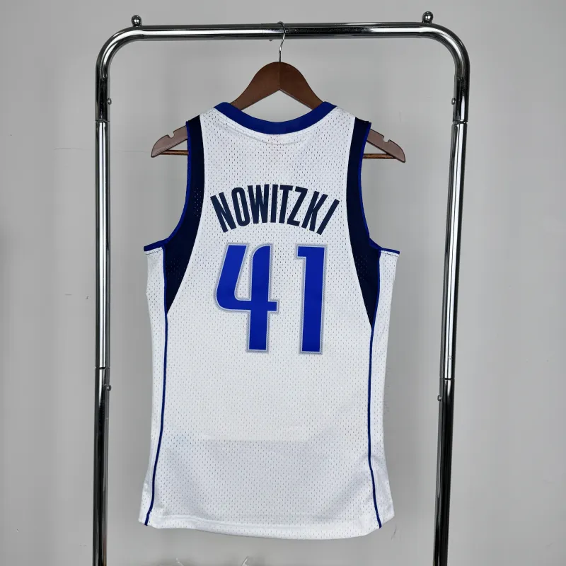 2011/12 Dallas Mavericks Mitchell & Ness Retro White Dirk Nowitzki #41 Men’s Jersey
