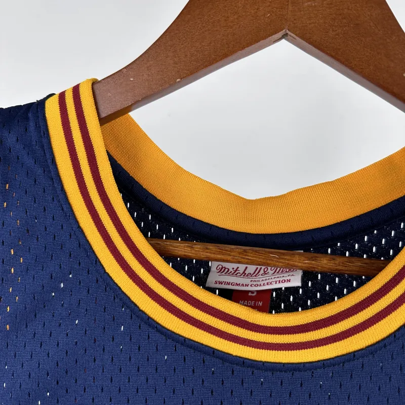 2016/17 Cleveland Cavaliers Mitchell & Ness Classic LeBron James #23 Men’s Jersey