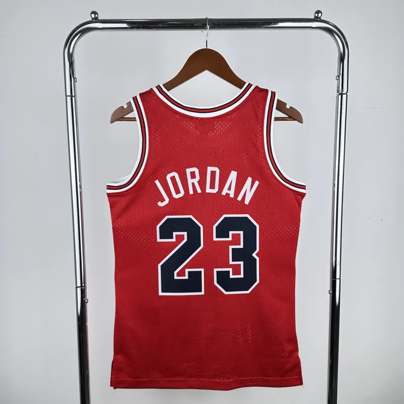 1984/85 Chicago Bulls Mitchell & Ness Retro Michael Jordan #23 Men’s Jersey