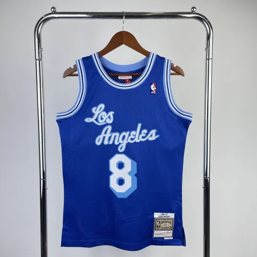 Maillot rétro Mitchell & Ness Kobe Bryant #8 bleu pour homme des Los Angeles Lakers 1996/97