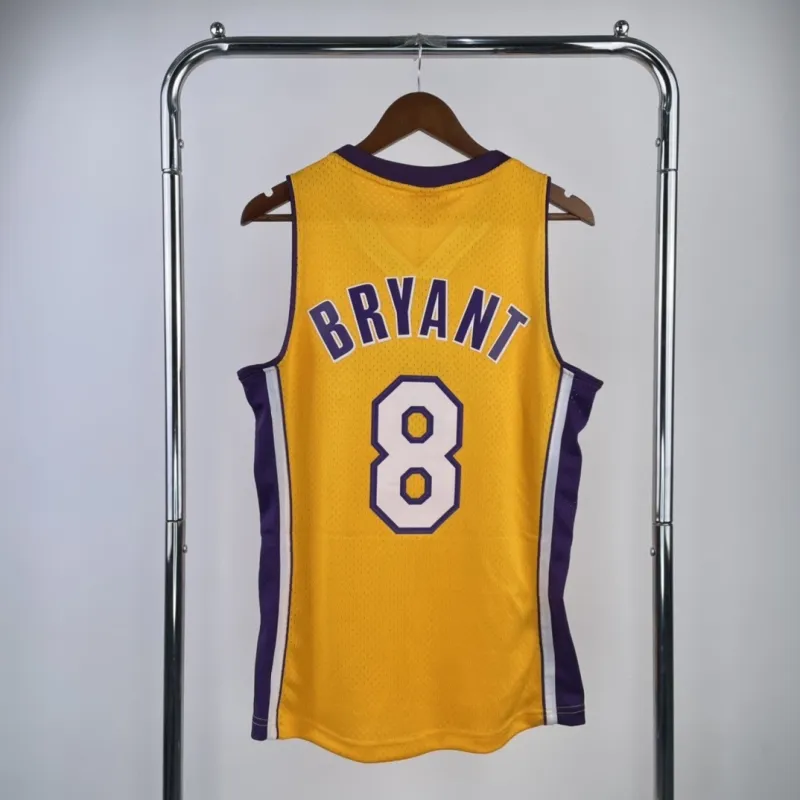 Los Angeles Lakers Mitchell & Ness Retro V-Neck Kobe Bryant #8 Yellow Camiseta de hombre