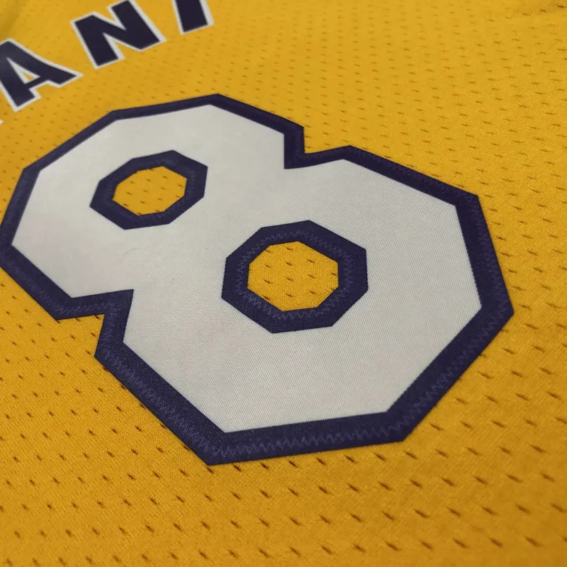 Los Angeles Lakers Mitchell & Ness Retro V-Neck Kobe Bryant #8 Yellow Camiseta de hombre