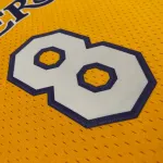 Los Angeles Lakers Mitchell & Ness Retro V-Neck Kobe Bryant #8 Yellow Camiseta de hombre