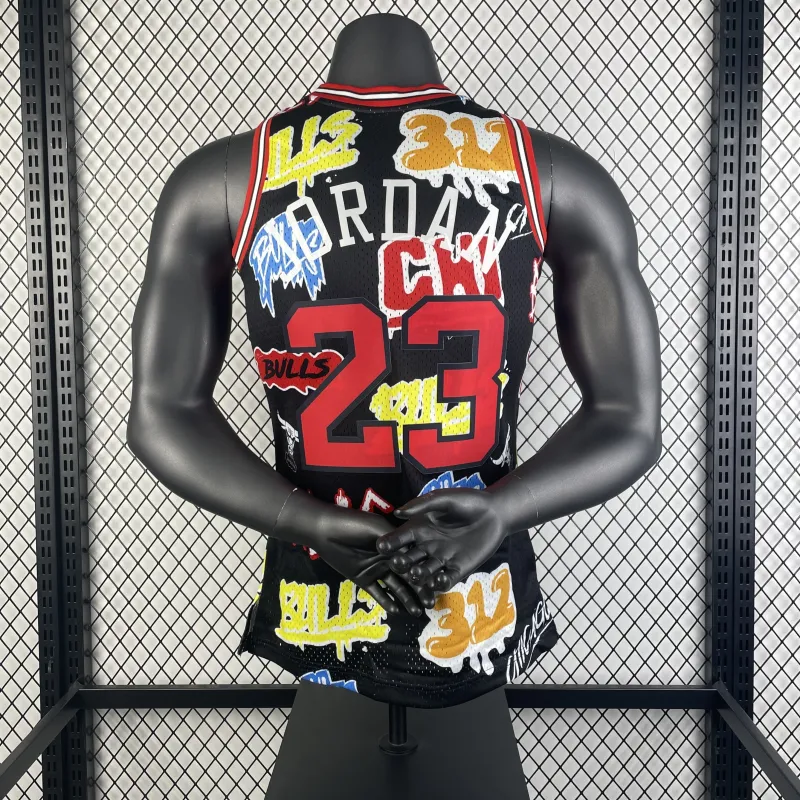 Chicago Bulls Mitchell & Ness Retro Michael Jordan #23 Camisola para homem