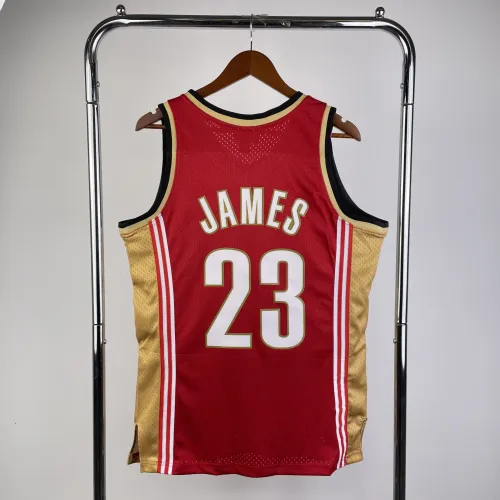 2004/05 Cleveland Cavaliers Mitchell & Ness Classic Rood LeBron James #23 Heren Jersey