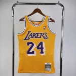 Los Angeles Lakers Mitchell & Ness Retro Kobe Bryant #24 Camisola amarela para homem Los Angeles Lakers Mitchell & Ness Retro Kobe Bryant #24 Yellow Men’s Jersey