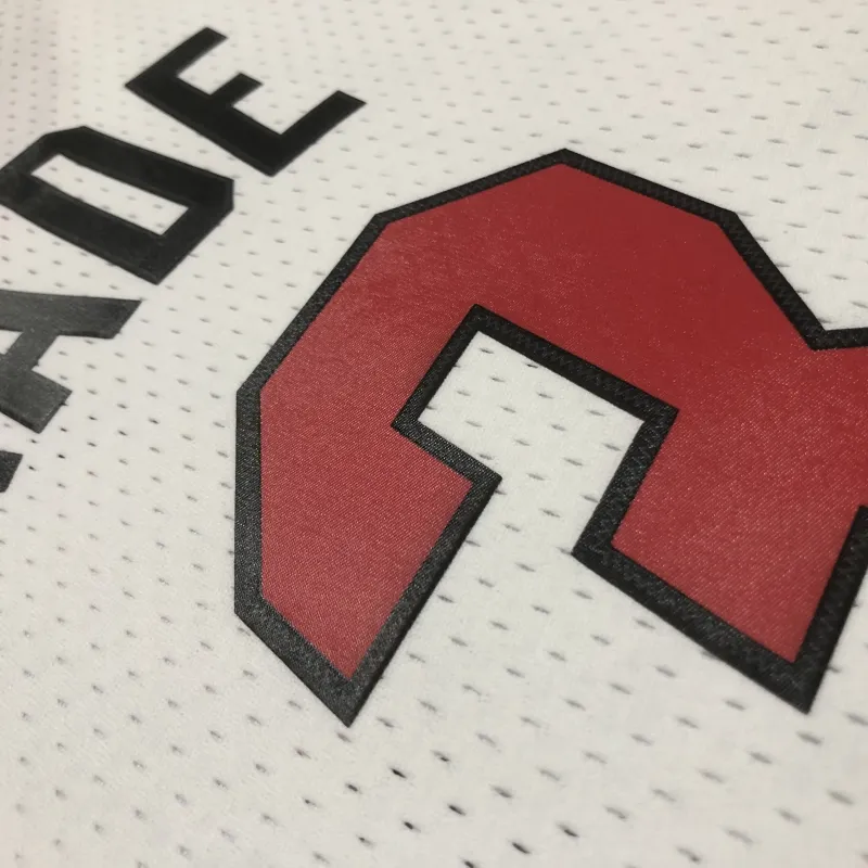 Miami Heat Mitchell & Ness Retro Dwyane Wade #3 Men’s Jersey