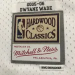 Miami Heat Mitchell & Ness Retro Dwyane Wade #3 Men’s Jersey
