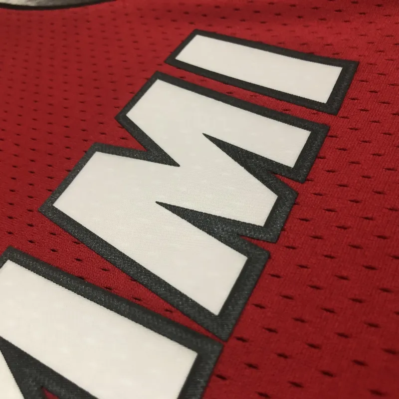Miami Heat Mitchell & Ness Retro Dwyane Wade #3 Men’s Jersey