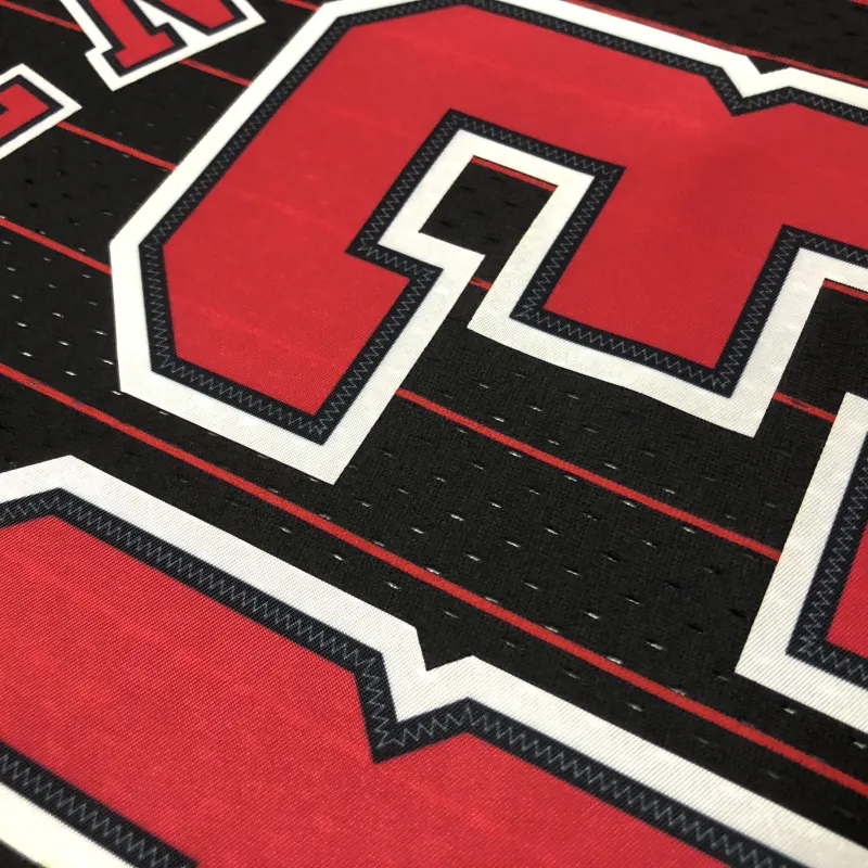 Chicago Bulls Mitchell & Ness Retro Scottie Pippen #33 Men’s Jersey