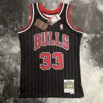 Chicago Bulls Mitchell & Ness Retro Scottie Pippen #33 Men’s Jersey