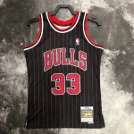 Chicago Bulls Mitchell & Ness Retro Scottie Pippen #33 Men’s Jersey