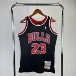 Chicago Bulls Mitchell & Ness Retro Michael Jordan #23 Men's Jersey