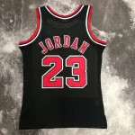 Chicago Bulls Mitchell & Ness Retro Michael Jordan #23 Men's Jersey