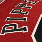 Chicago Bulls Mitchell & Ness Retro Scottie Pippen #33 Men’s Jersey