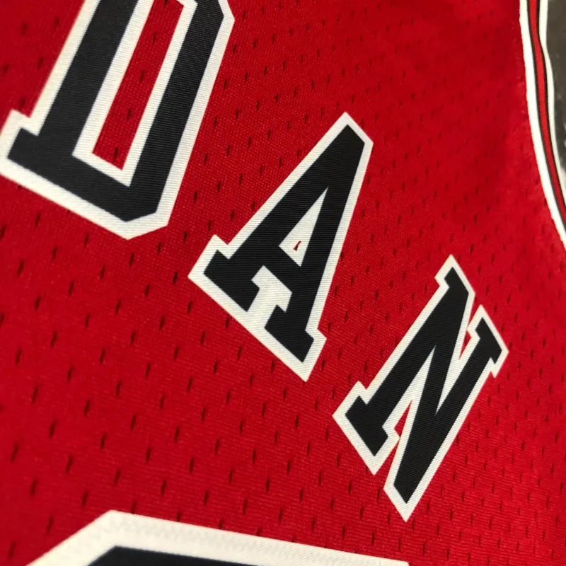 Chicago Bulls Mitchell & Ness Retro Michael Jordan #23 Men’s Jersey