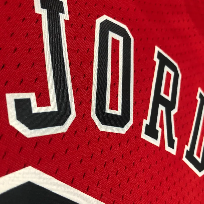 Chicago Bulls Mitchell & Ness Retro Michael Jordan #23 Men’s Jersey