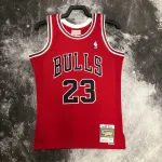 Chicago Bulls Mitchell & Ness Retro Michael Jordan #23 Men’s Jersey