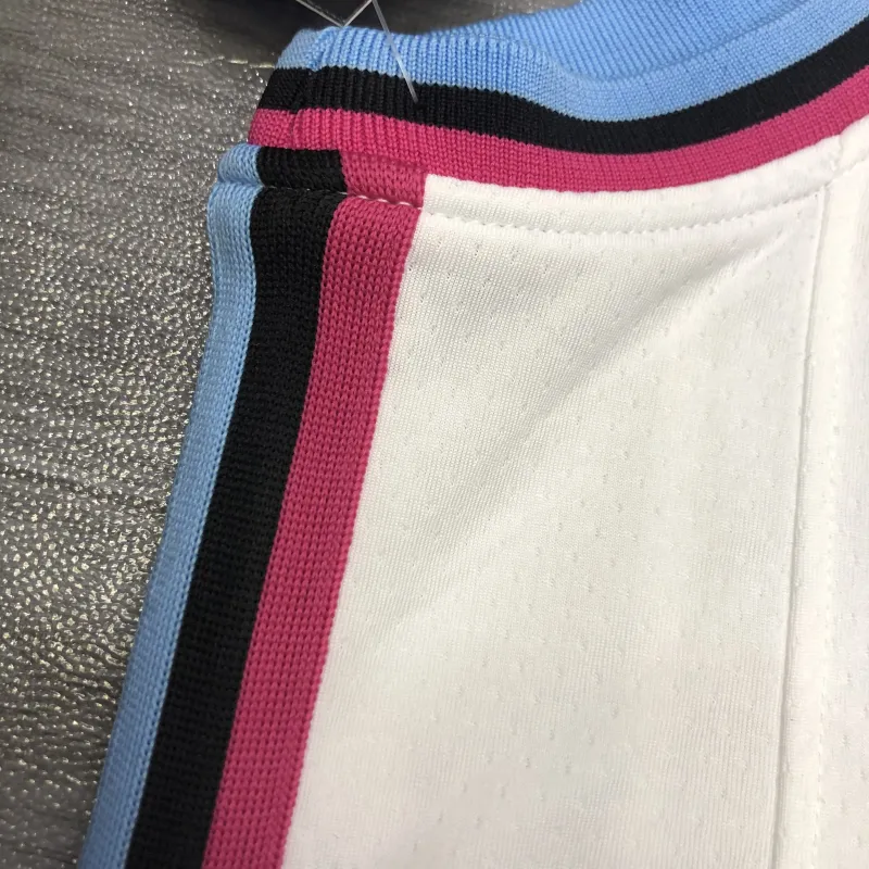 Camisola dos Miami Heat Jimmy Butler #22 para homem