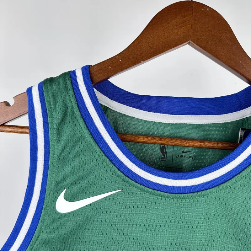 Dallas Mavericks Retro Green Kyrie Irving #11 Men’s Jersey