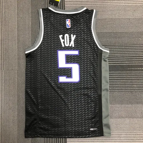 Maglia da uomo dei Sacramento Kings di De'Aaron Fox #5