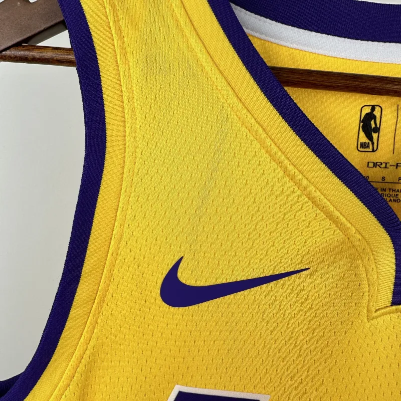Maglia da uomo Los Angeles Lakers con scollo a V Luka Doncic #77 Giallo