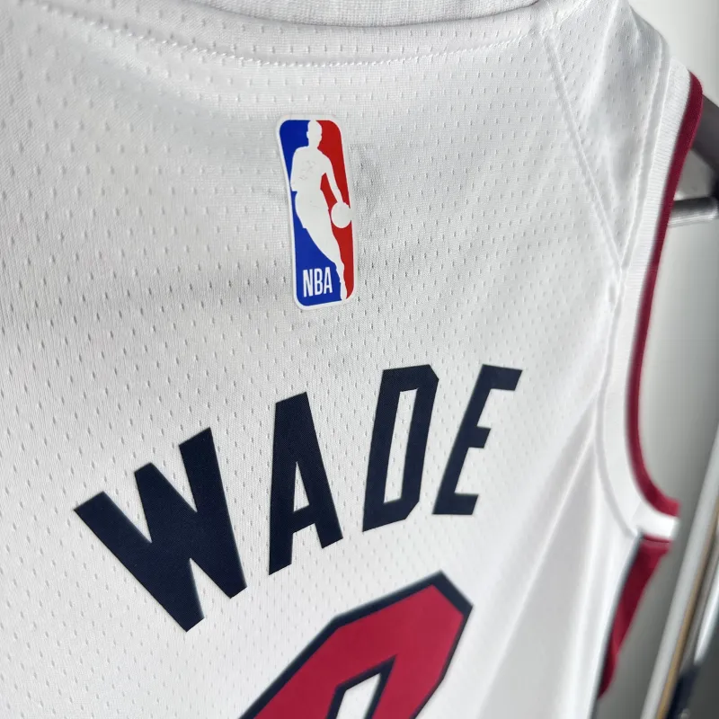 Maillot blanc pour enfant Miami Heat à col en V Dwyane Wade #3