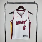 Maillot blanc LeBron James #6 pour enfant, col en V, Miami Heat Miami Heat V-Neck LeBron James #6 Youth White Jersey